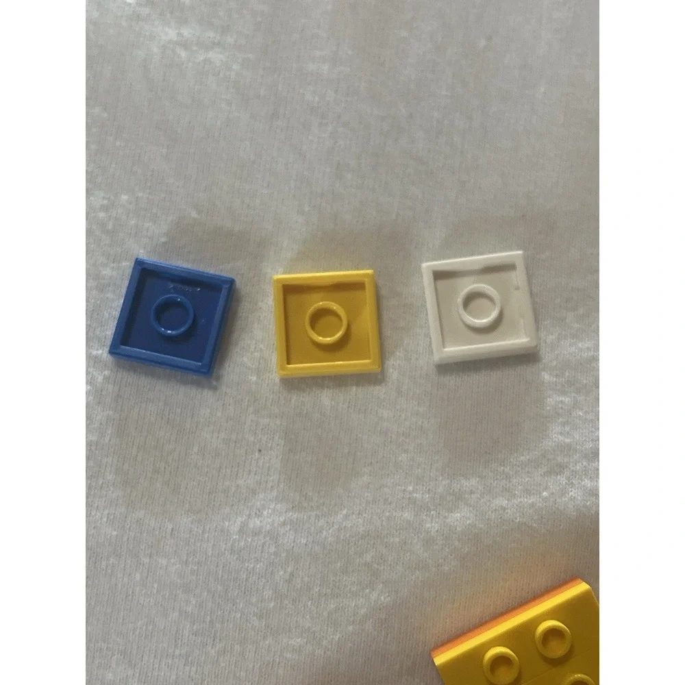 LEGO Super Mario Barcode Action Tiles Lot 3 Pieces Blue Yellow White 71383 - Picture 2 of 2